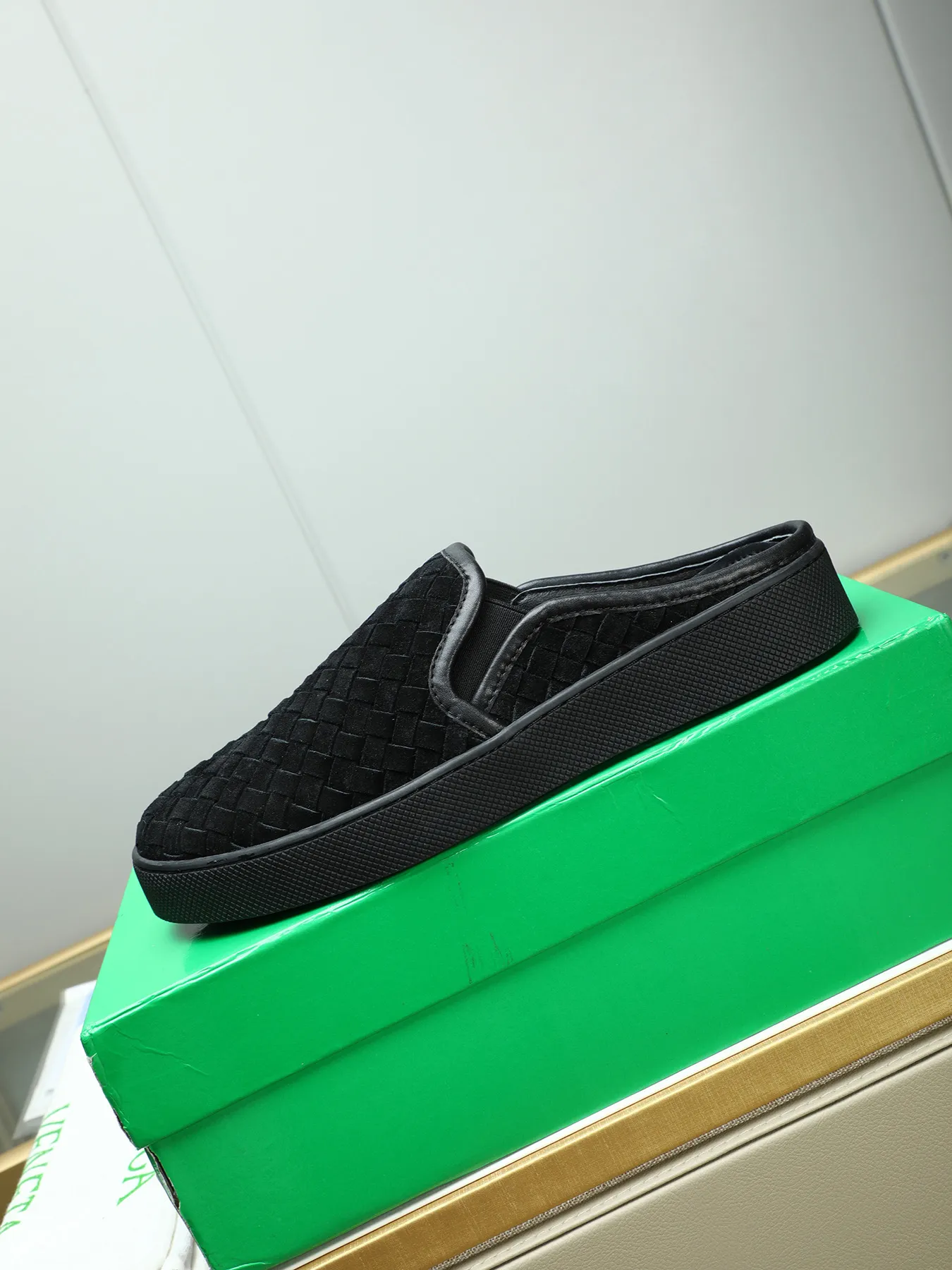 Men's shoes 💰420 [Half drag series] BOTTEG* VENET* - high-end boutique Size: 38-44 (45 customized) BV new product, first-layer cowhide artificially woven classic style harmoniously blends with contemporary fashion temperament, rubber soles are light and flexible, water-dyed sheepskin pads! [Taobao, Tmall, and live streaming are the first choices]